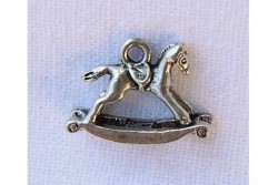 Charms "Cheval à bascule"