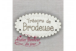 Bouton en bois laqué "Trésors de Brodeuse"