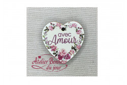 Bouton en bois laqué "Avec Amour"