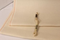 1 Coupon Toile de lin EDIMBURGH de Zweigart, coloris 99 coquille d'oeuf