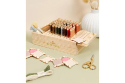 Boite de rangement en bois pour cartonettes Ecovita de DMC