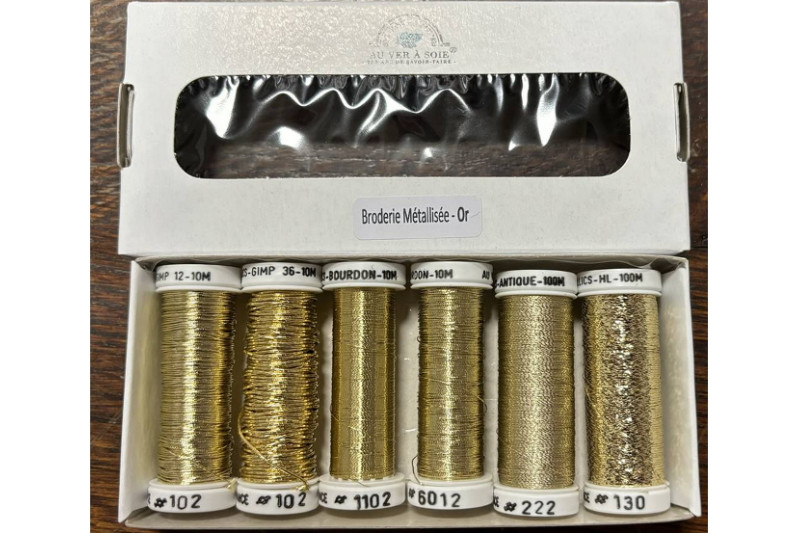 Broderie-metallisee-Or.jpg