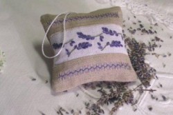 Kit de broderie jour de Lin "Brin de lavande"