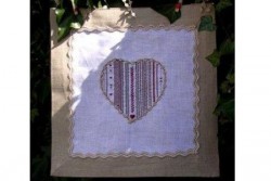 Kit de broderie Jour de lin "Points en coeur"